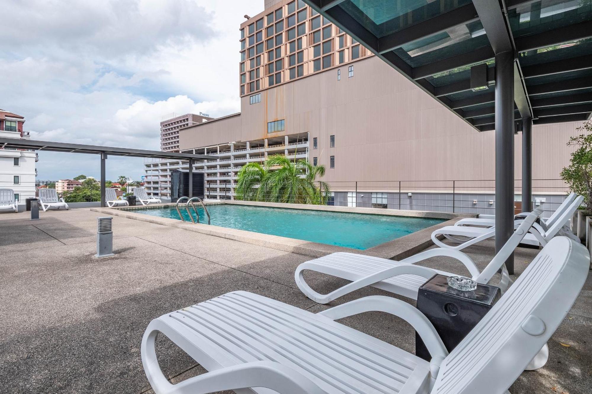 Luxe Residence Pattaya Eksteriør bilde